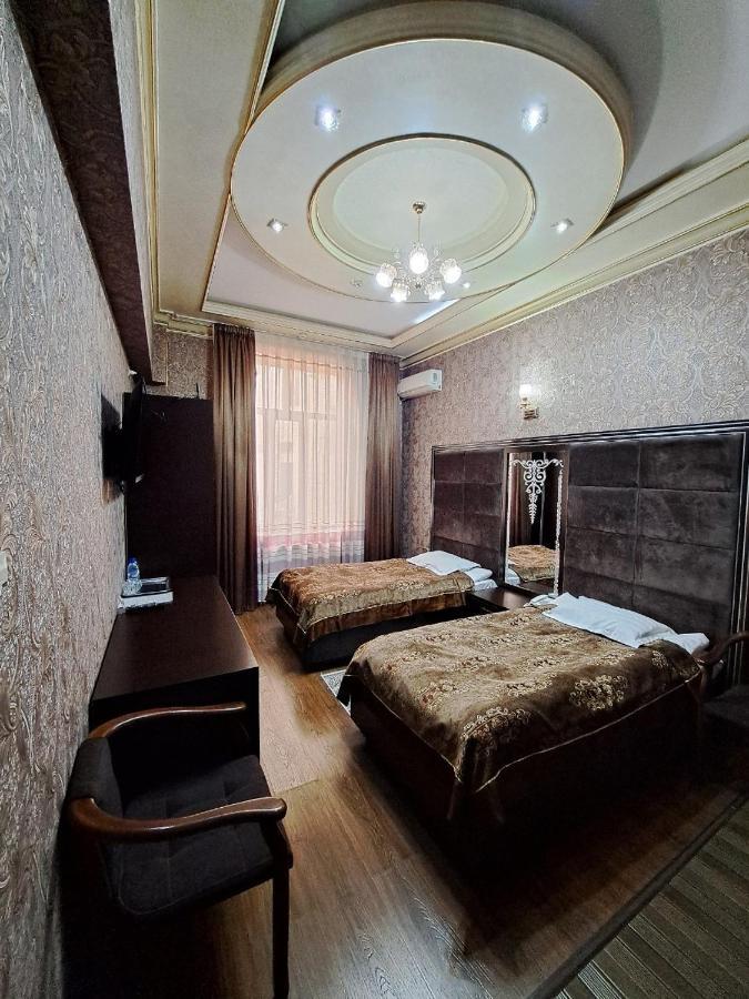 Hotel Edem Plaza Bukhara Esterno foto