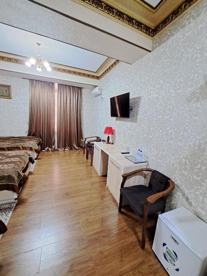 Hotel Edem Plaza Bukhara Esterno foto