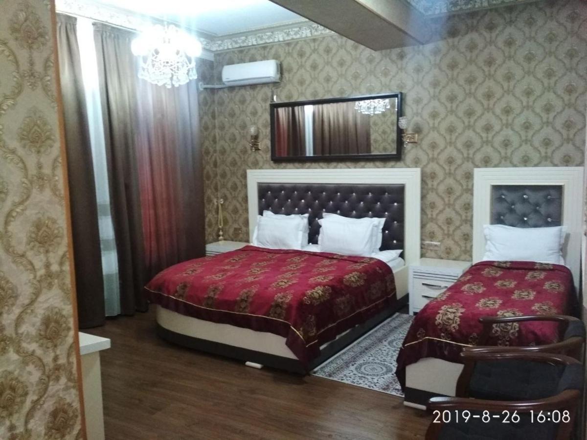 Hotel Edem Plaza Bukhara Esterno foto