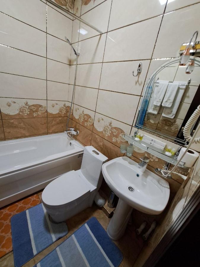 Hotel Edem Plaza Bukhara Esterno foto