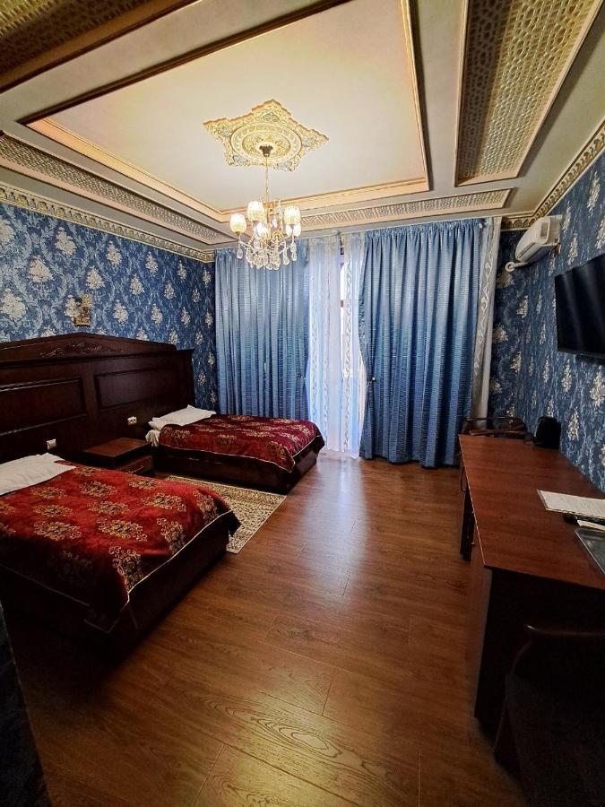 Hotel Edem Plaza Bukhara Esterno foto