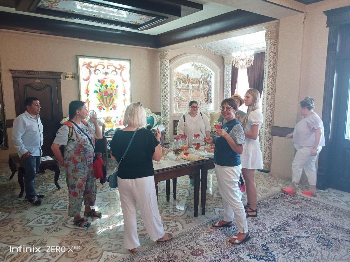 Hotel Edem Plaza Bukhara Esterno foto